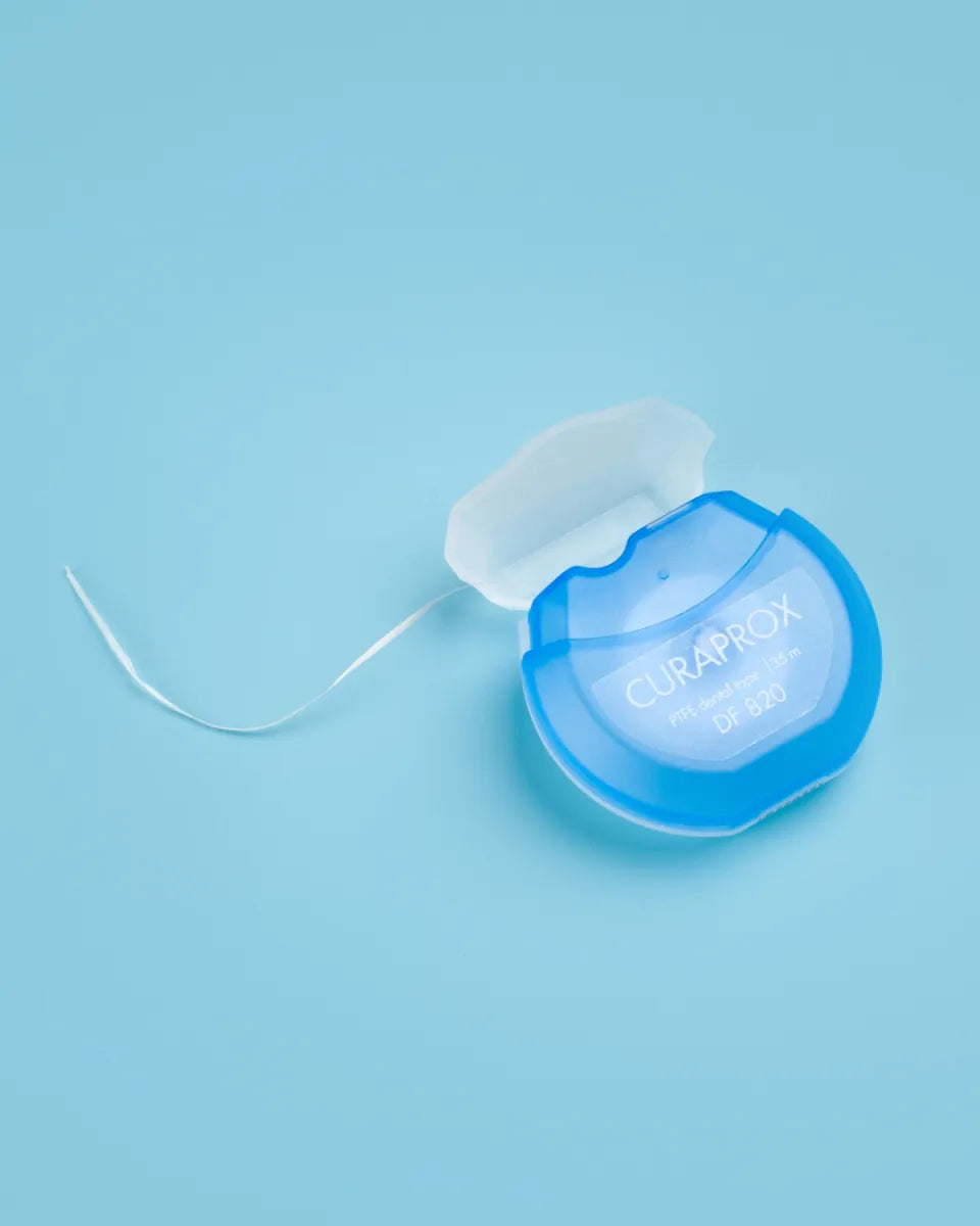 Curaprox Zahnseide DF 820 Dental-Tape 35 m